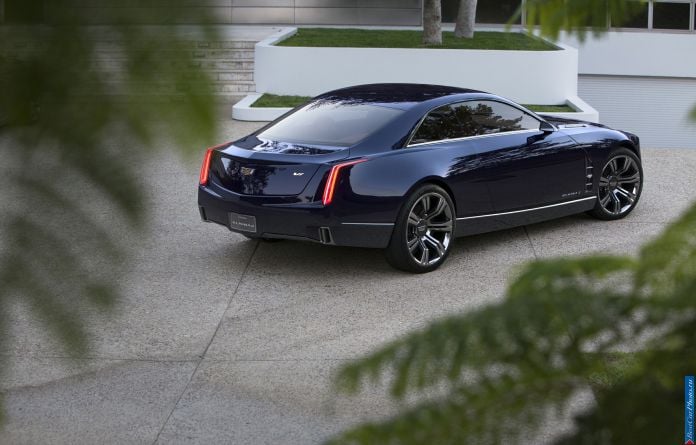 2013 Cadillac Elmiraj Concept - фотография 7 из 18
