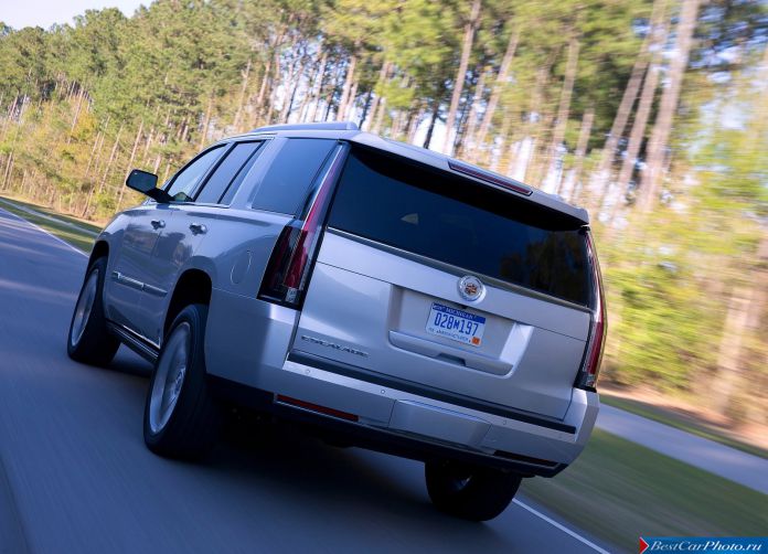 2015 Cadillac Escalade - фотография 52 из 92