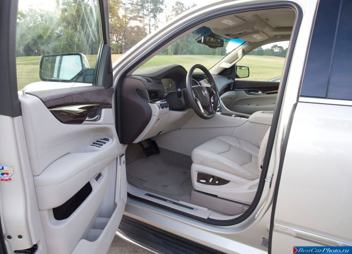 2015 Cadillac Escalade - фотография 67 из 92