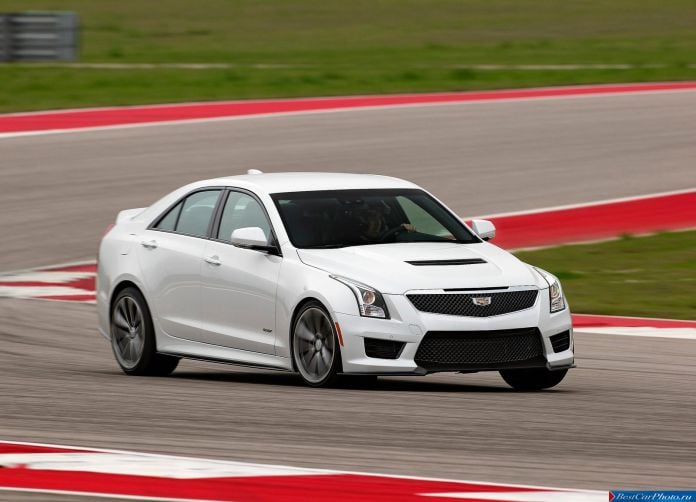 2016 Cadillac ATS-V Sedan - фотография 10 из 25