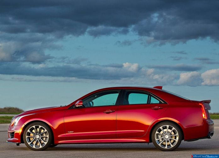 2016 Cadillac ATS-V Sedan - фотография 12 из 25