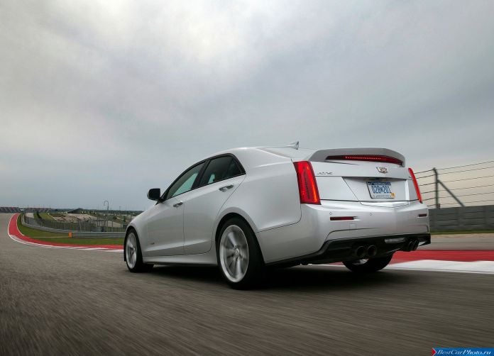 2016 Cadillac ATS-V Sedan - фотография 20 из 25