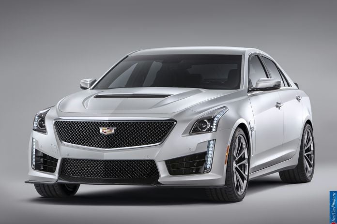 2016 Cadillac CTS-V - фотография 9 из 15