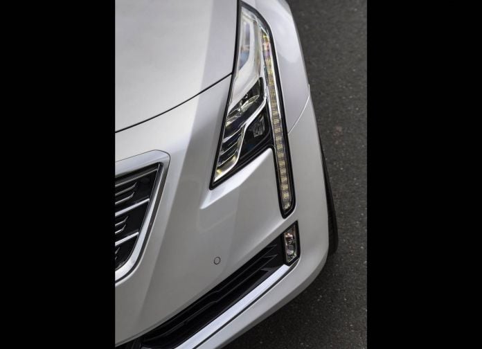 2017 Cadillac CT6 EU Version - фотография 39 из 54