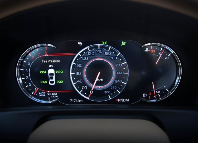2017 Cadillac CT6 EU Version - фотография 49 из 54