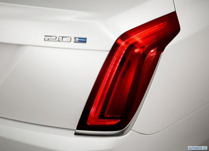 2017 Cadillac CT6 plug-in hybrid - фотография 12 из 19