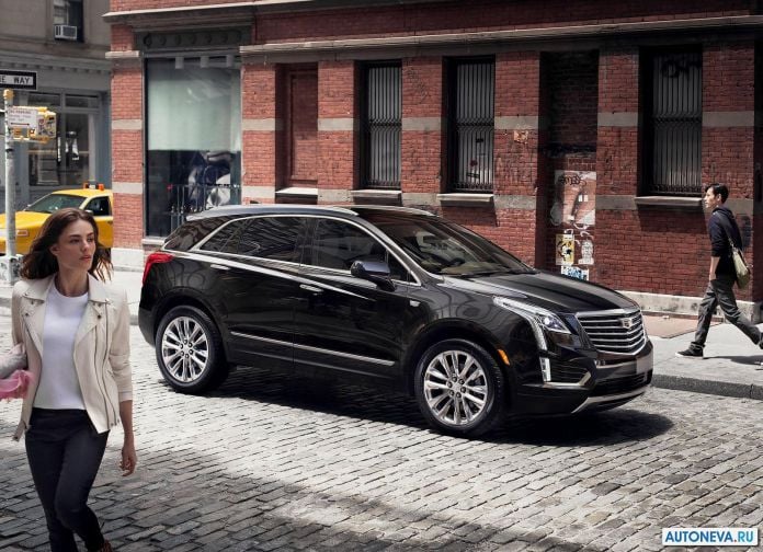2017 Cadillac XT5 - фотография 2 из 73