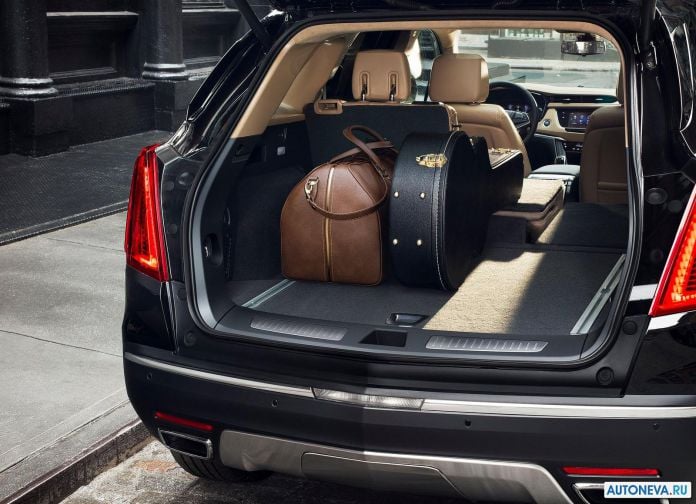 2017 Cadillac XT5 - фотография 15 из 73