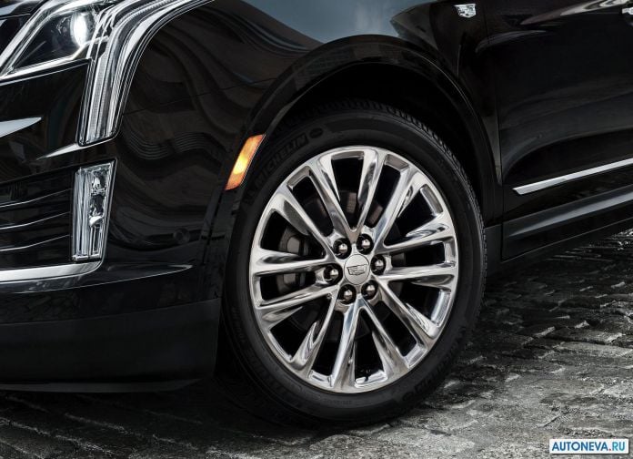 2017 Cadillac XT5 - фотография 20 из 73