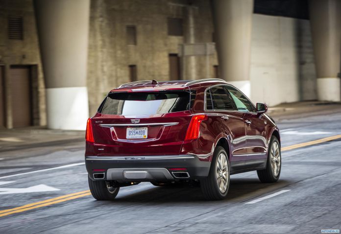 2017 Cadillac XT5 - фотография 24 из 73