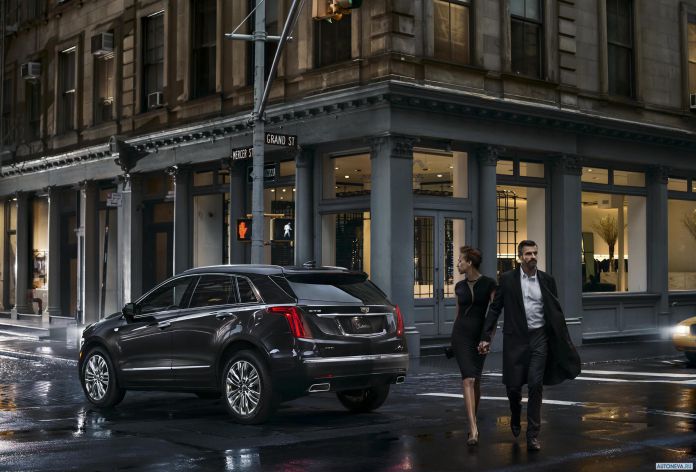 2017 Cadillac XT5 - фотография 28 из 73