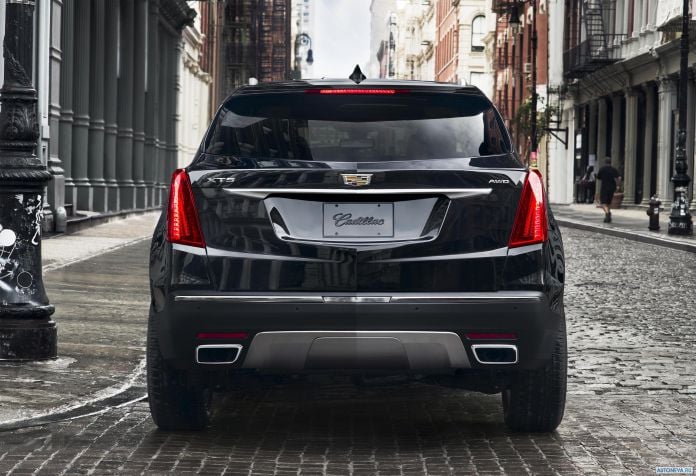 2017 Cadillac XT5 - фотография 31 из 73