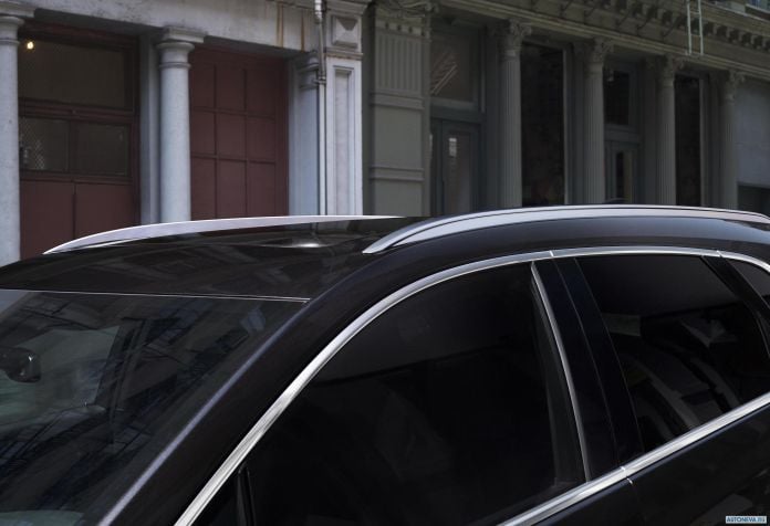 2017 Cadillac XT5 - фотография 37 из 73