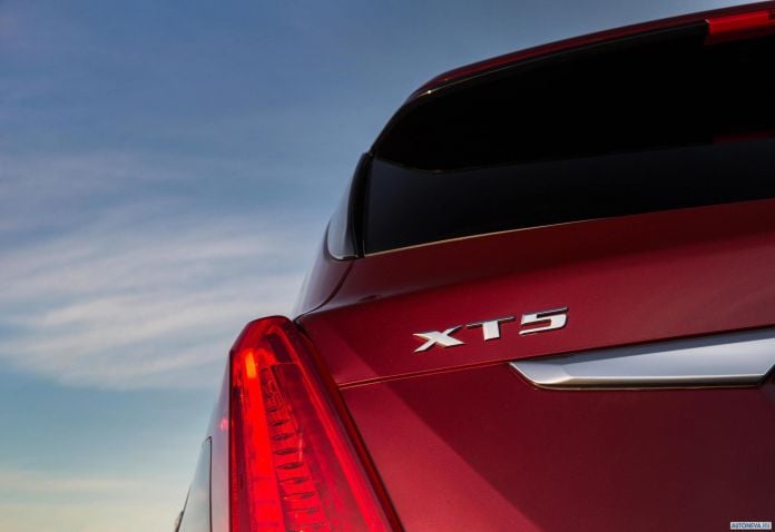 2017 Cadillac XT5 - фотография 40 из 73