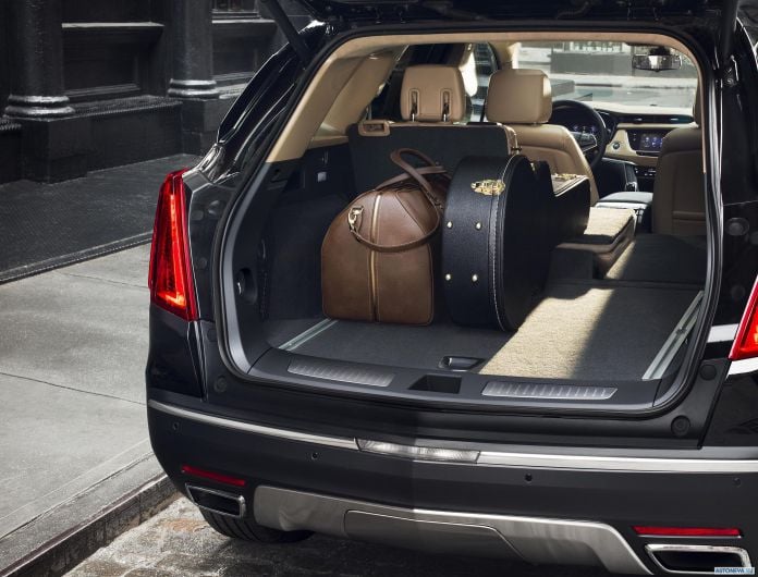2017 Cadillac XT5 - фотография 44 из 73