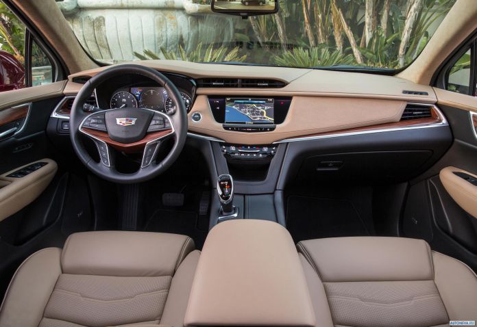 2017 Cadillac XT5 - фотография 53 из 73