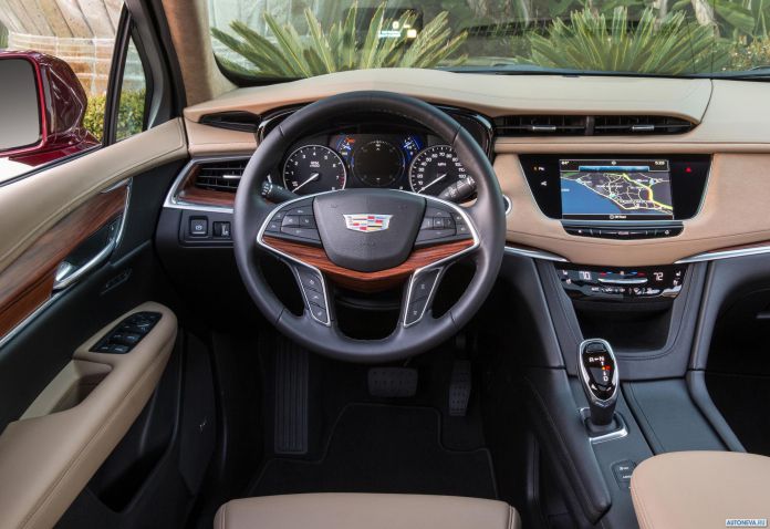 2017 Cadillac XT5 - фотография 54 из 73