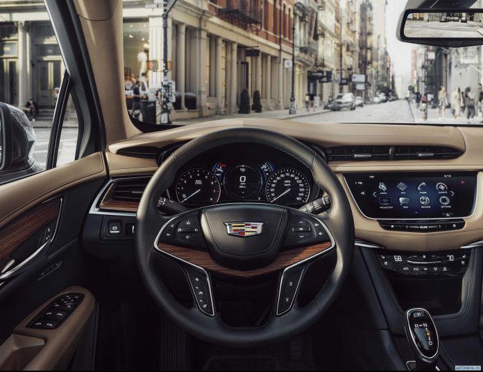 2017 Cadillac XT5 - фотография 55 из 73