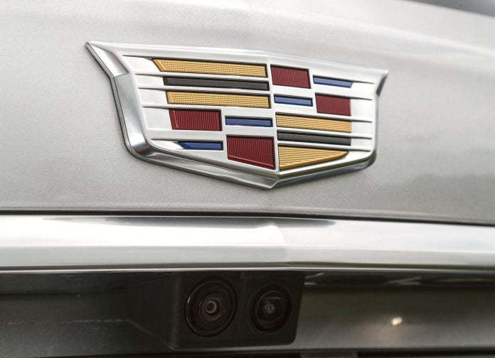 2017 Cadillac XT5 EU Version - фотография 33 из 42
