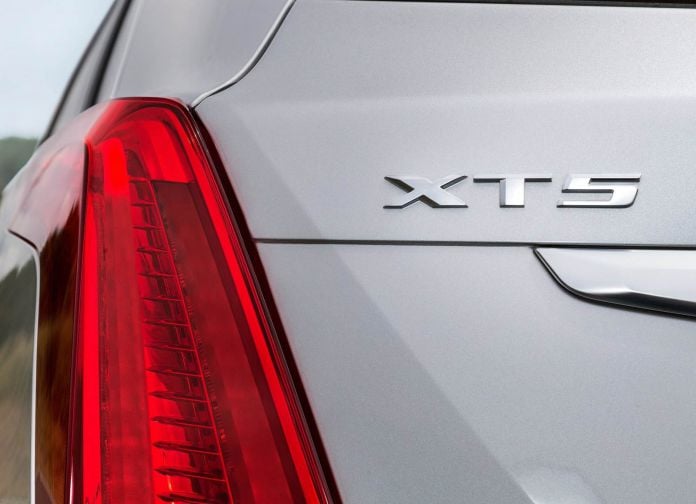 2017 Cadillac XT5 EU Version - фотография 34 из 42