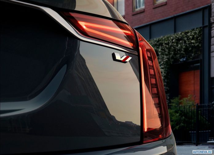 2019 Cadillac CT6 V Sport - фотография 8 из 12