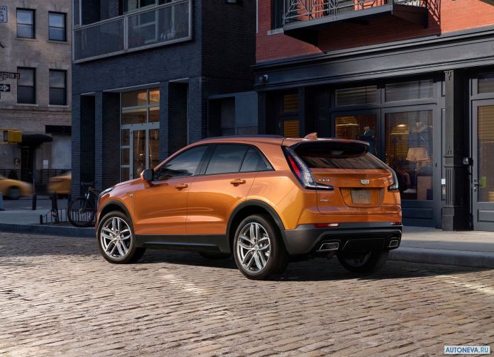 2019 Cadillac XT4 - фотография 19 из 117