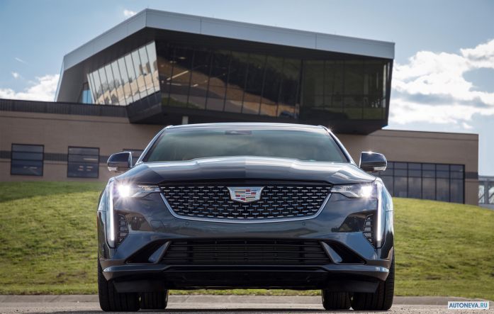 2020 Cadillac CT4 Premium Luxury - фотография 1 из 12 2020 Cadillac CT4 Premium Luxury - фотография 1 из 12
