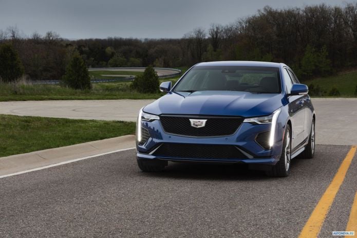 2020 Cadillac CT4-V - фотография 1 из 12 2020 Cadillac CT4-V - фотография 1 из 12
