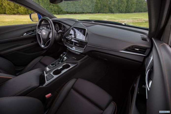 2020 Cadillac CT4-V - фотография 5 из 12 2020 Cadillac CT4-V - фотография 5 из 12