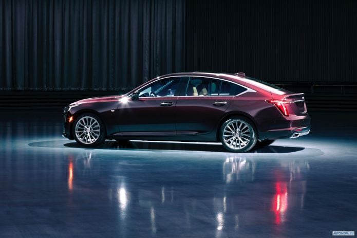 2020 Cadillac CT5 Premium - фотография 3 из 16