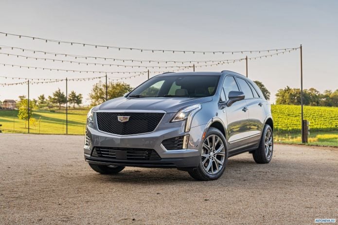 2020 Cadillac XT5 Sport - фотография 1 из 10