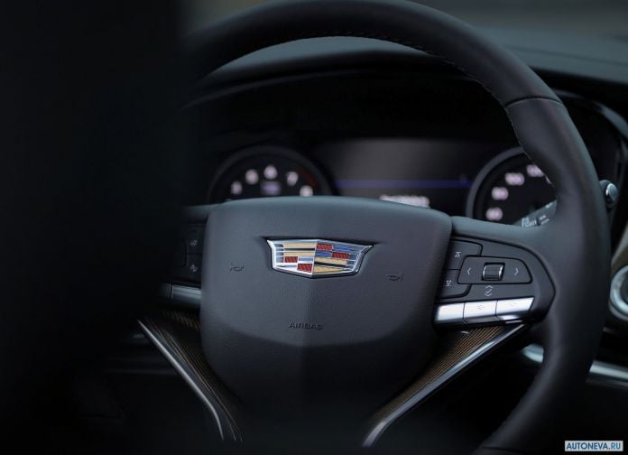 2020 Cadillac XT6 - фотография 12 из 22