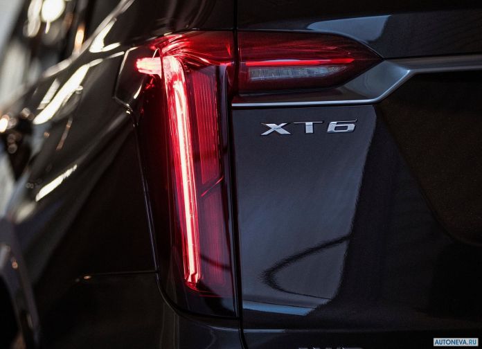 2020 Cadillac XT6 - фотография 17 из 22