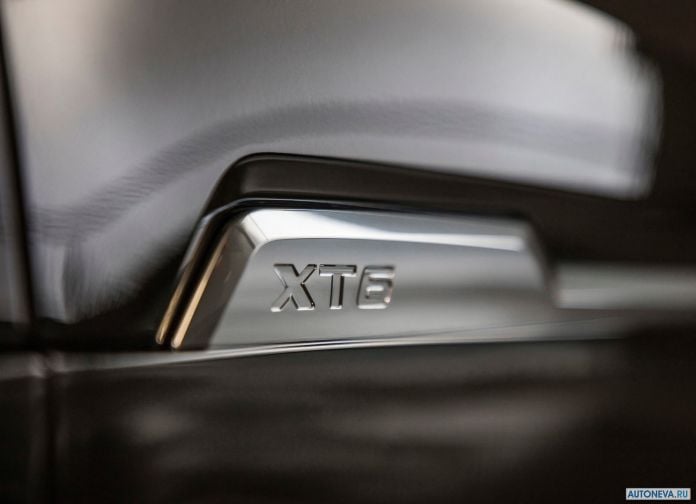 2020 Cadillac XT6 - фотография 18 из 22