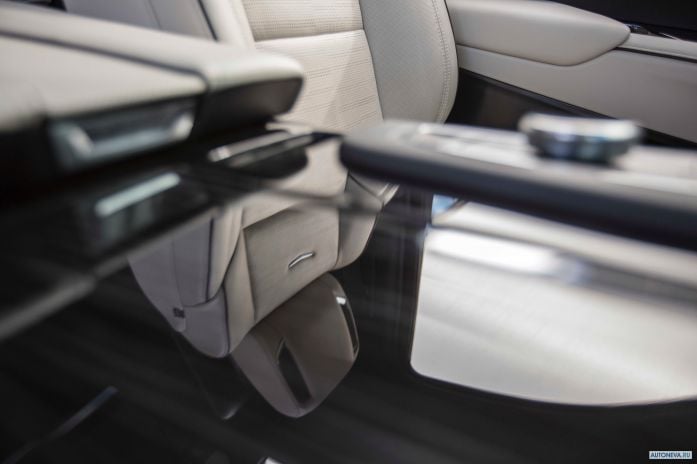 2021 Cadillac Escalade Platinum Sport - фотография 10 из 23 2021 Cadillac Escalade Platinum Sport - фотография 10 из 23