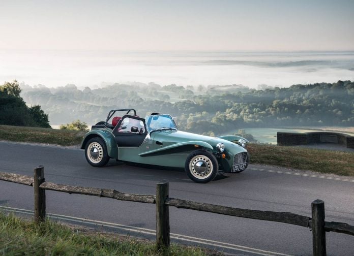 2017 Caterham Seven Sprint - фотография 2 из 11