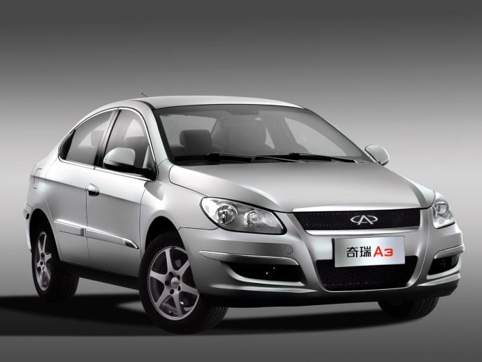 2010 Chery M11 - фотография 1 из 19