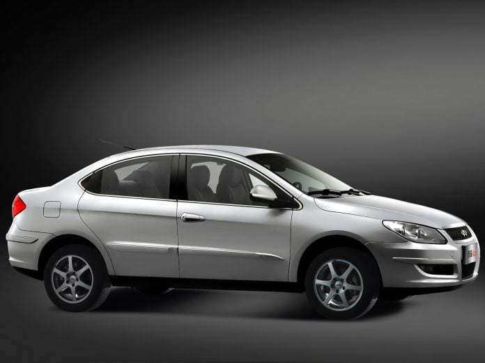 2010 Chery M11 - фотография 6 из 19