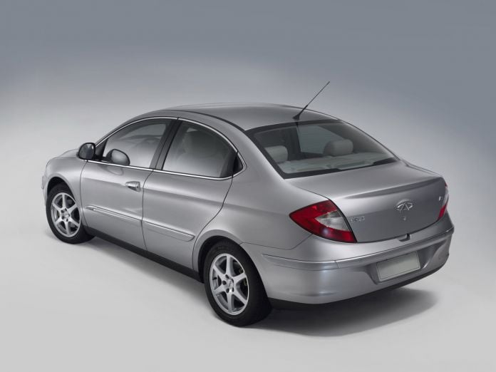 2010 Chery M11 - фотография 7 из 19