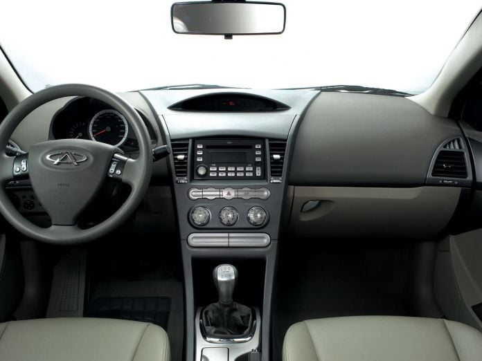 2010 Chery M11 - фотография 11 из 19 2010 Chery M11 - фотография 11 из 19