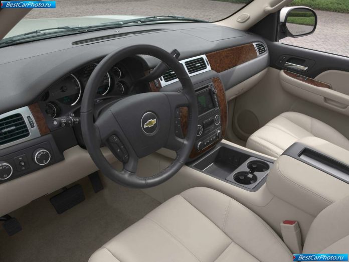 2007 Chevrolet Tahoe - фотография 10 из 20 2007 Chevrolet Tahoe - фотография 10 из 20