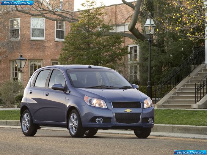 2009 Chevrolet Aveo5 - фотография 2 из 29