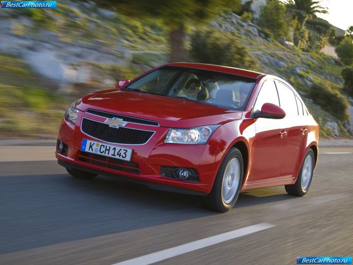 2009 Chevrolet Cruze - фотография 2 из 32 2009 Chevrolet Cruze - фотография 2 из 32