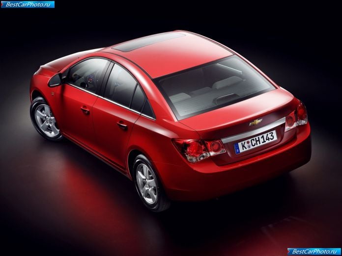2009 Chevrolet Cruze - фотография 18 из 32