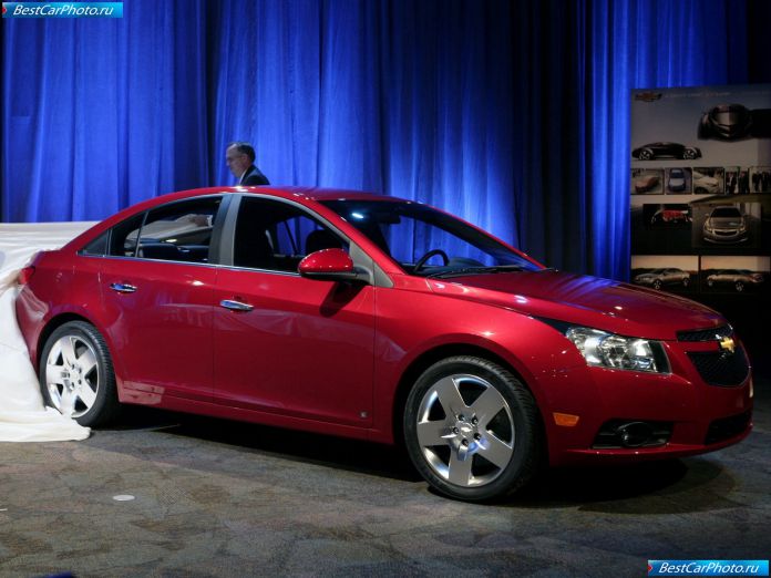 2009 Chevrolet Cruze - фотография 24 из 32