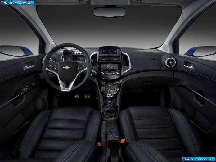 2010 Chevrolet Aveo Rs Concept - фотография 9 из 15 2010 Chevrolet Aveo Rs Concept - фотография 9 из 15