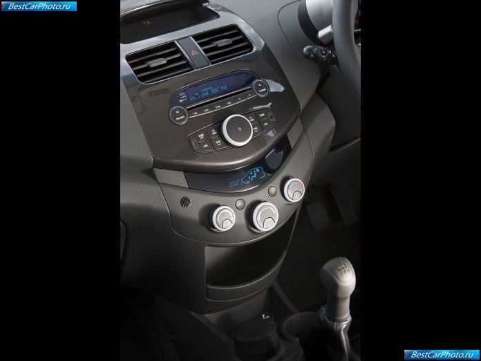 2010 Chevrolet Spark - фотография 110 из 130