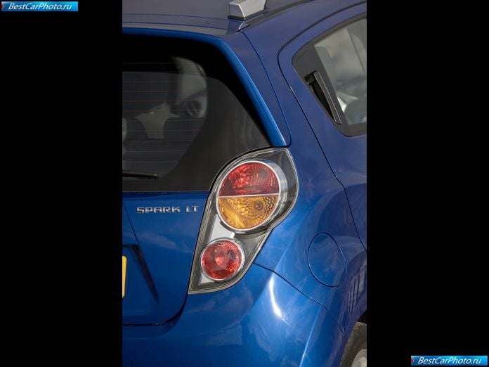 2010 Chevrolet Spark - фотография 116 из 130