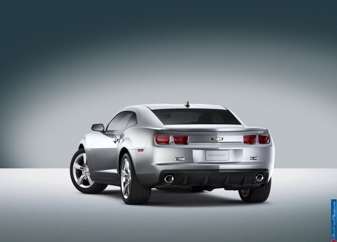 2010 Chevrolet Camaro - фотография 32 из 81