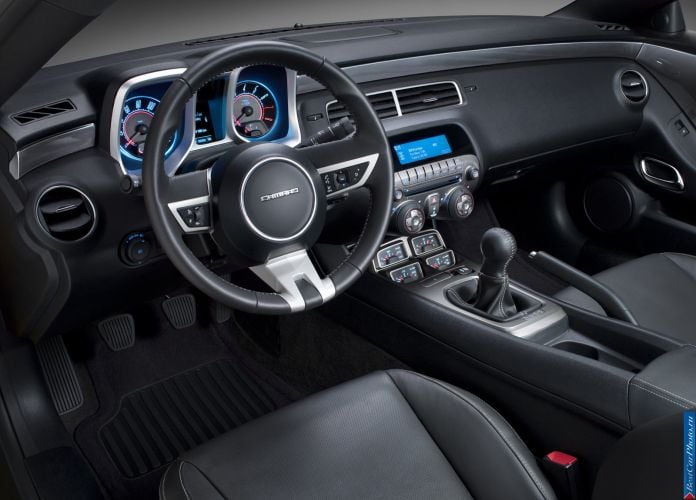 2010 Chevrolet Camaro - фотография 36 из 81